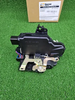 Cerradura puerta delantera izquierda