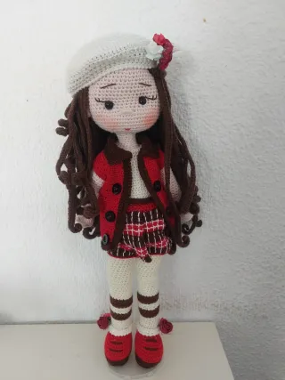 Muñeca Amigurumi Hecha a Mano