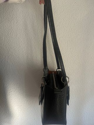 Bolso negro elegante