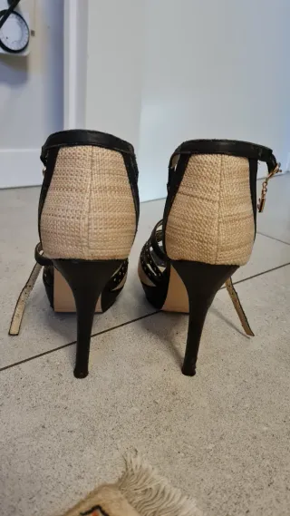 Sandali Laura Biagiotti tacco alto