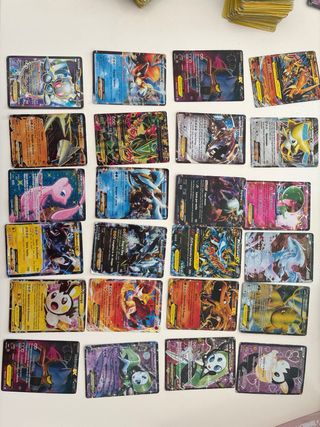 Cartas Pokémon Variadas
