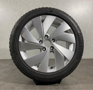 Llantas Volkswagen Golf 8 17" Originales