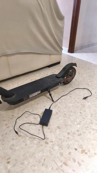 Patinete Eléctrico Negro