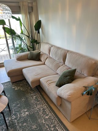 Sofá Chaise long beige retráctil 3x1.70 OFERTABLE!