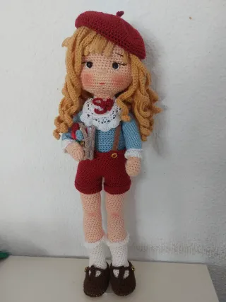 Muñeca Amigurumi Crochet Artista