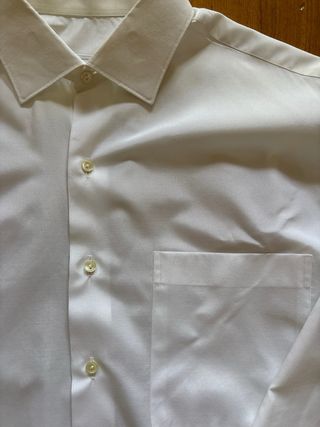 Camisa blanca de vestir hombre