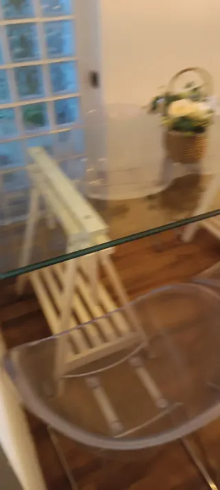 Mesa diseño cristal y 6 sillas