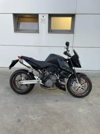KTM 990 Super Duke Negra