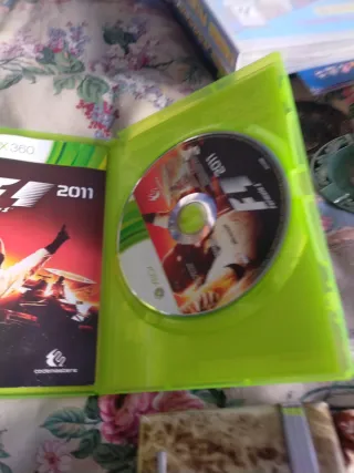 3 Giochi Xbox 360: FIFA 13, F1 2011, MySims