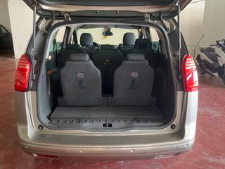 Peugeot 5008 1.6 Blue-HDi Style 7 Pl. -Automático