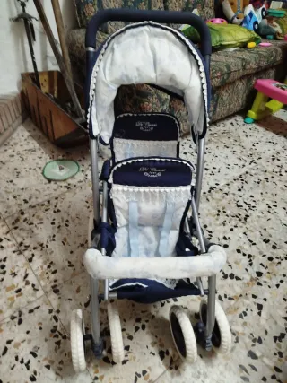 Carrito gemelar para muñecas