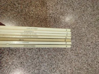 Lote libros jeremiah 4, 7,8,9,10,11 y 12.