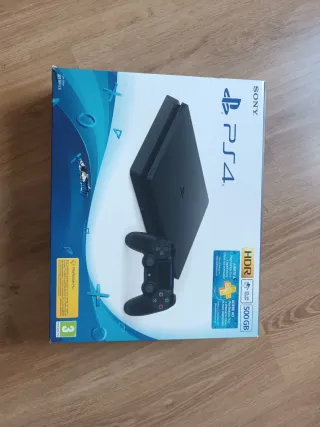 PS4 (PlayStation 4) Negra + Mando + Juego