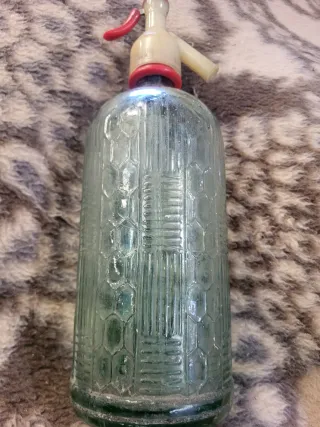 Sifón antiguo cristal labrado