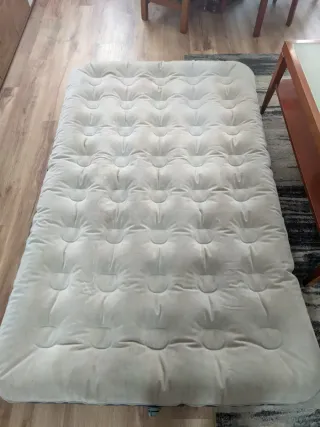 Colchón de camping con compresor