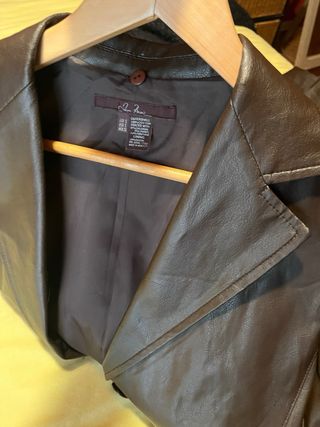 Abrigo efecto piel Zara