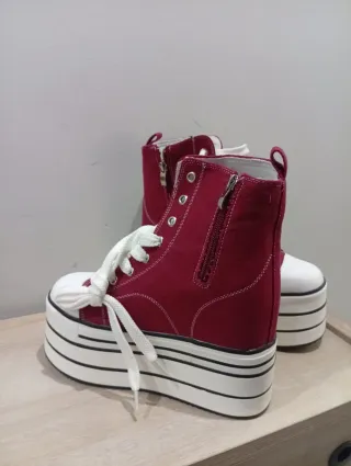 Zapatillas plataforma rojas talla 38