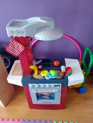 Cocina de juguete Miele roja