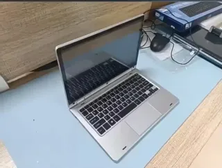 Portátil 11.6 Plata/Negro SSD 256GB RAM 8GB