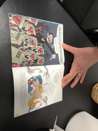 Clara & SuperAlex. El misterio de los juguetes ...