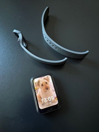 Reloj Inteligente Negro + Cargador USB