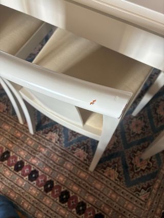 Mesa de comedor blanca