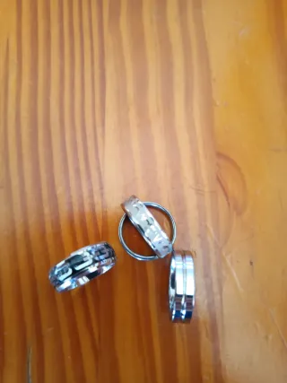 Lote 4 Anillos de acero inoxidable Pequeños