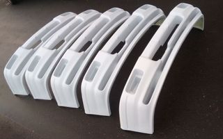 137-PARACHOQUES DELANTERO FORD SIERRA