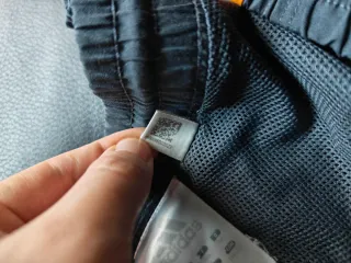 Pantalón chándal Adidas baggy Y2K gris naranja