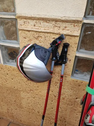 Equipo de esquí Fischer: esquís, botas y bastones