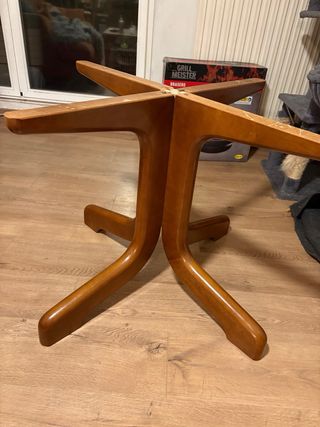 Mesa extensible de madera + 4 sillas Urge venta