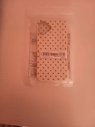 Funda móvil lunares Apple iPhone 16 Plus