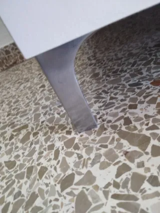 Mueble TV Ikea madera y metal