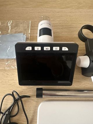 Microscopio Digital con Pantalla