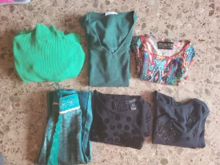 Lote 5 vestidos y 1 falda. Mango y Custo. Talla S.