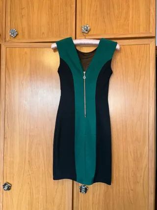 Vestido elegante negro y verde
