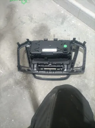 Carcasa Radio Opel Insignia