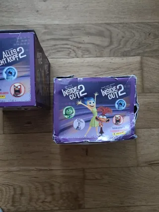 Del Revés 2 Disney Panini 2 cajas con 50 sobres