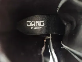 Botas militares negras con plataforma talla 39