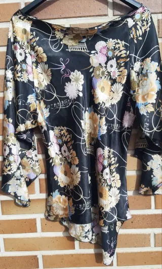 Blusa Estampado Oriental muy original