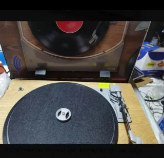 Tocadiscos ION Premier LP Natural Wood