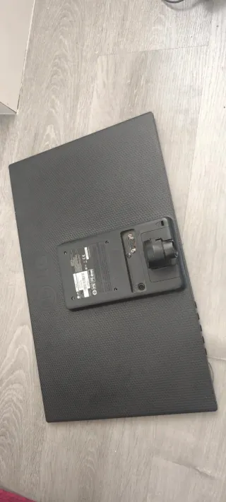 Monitor LG 20 pollici senza base