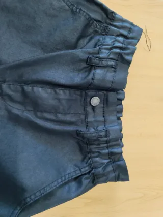 Pantalón negro cintura elástica