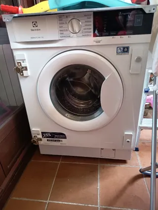Lavadora integrable Electrolux PerfectCare 700
