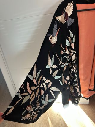 Quimono bordado pájaros y flores