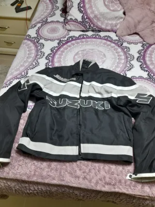Chaqueta Suzuki Moto Negra