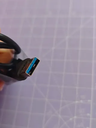 Cable USB para discos externos