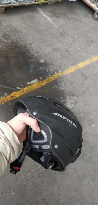 Casco sci Alpina nero