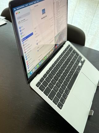 MacBook Air 13 2020 8GB 256GB SSD