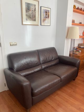 Sofá polipiel marrón